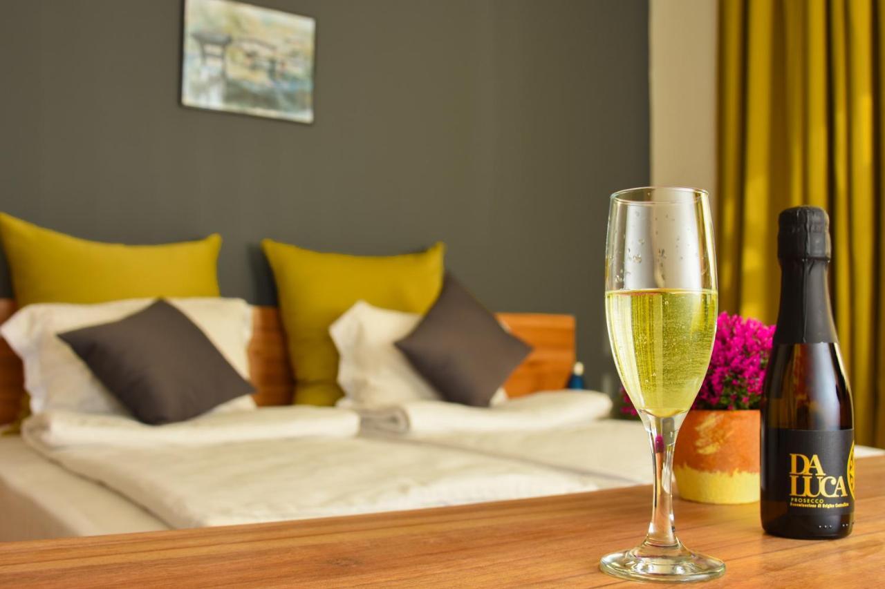 Eco Complex Izvori Hotel Varna Ngoại thất bức ảnh